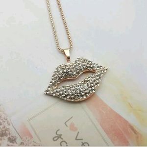Betsey Johnson Jewelry - Elegant Betsey Johnson Lips Sweater Necklace Betsey Johnson Jewelry - Elegant Betsey Johnson Lips Sweater Necklace